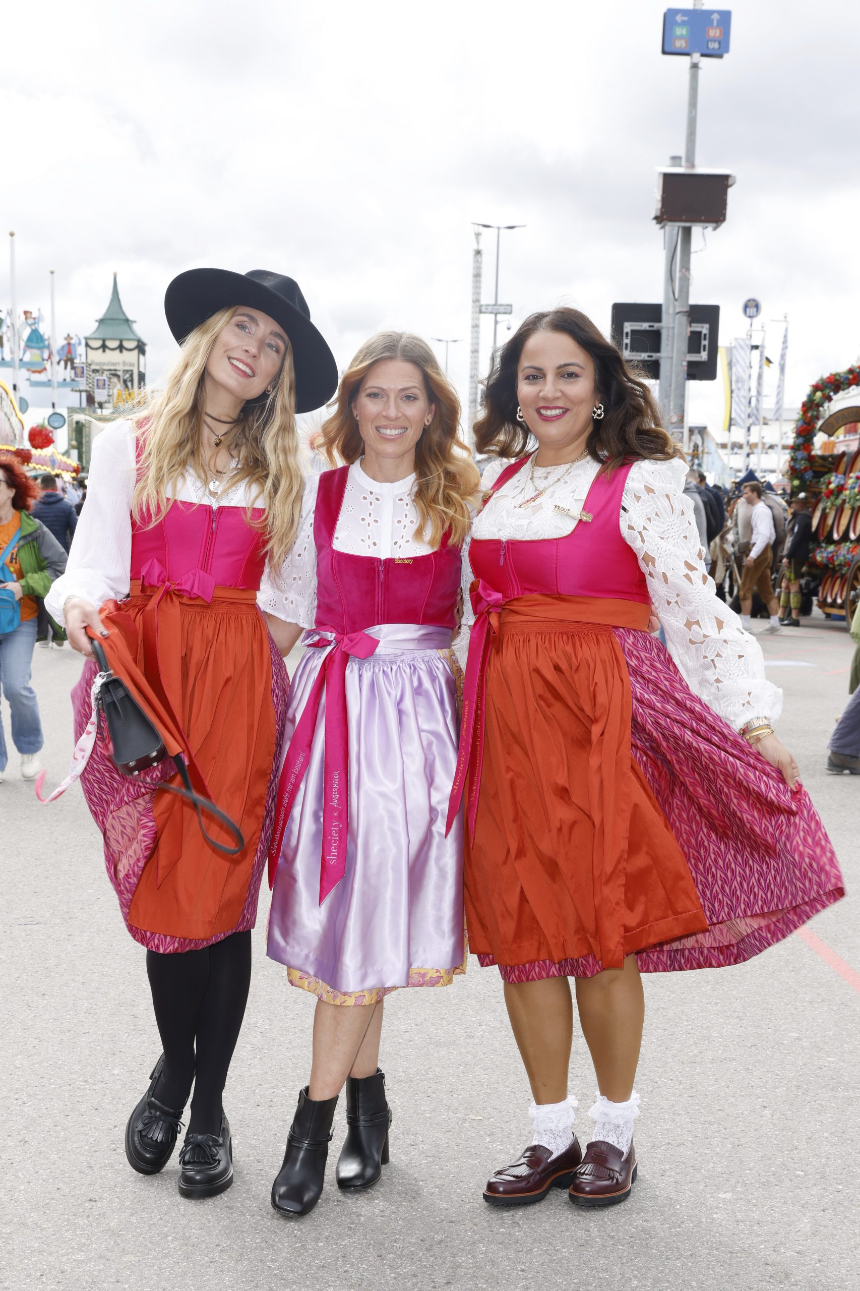 API_TO_WIESN_TAG_6_Ladies_Wiesn_0000852